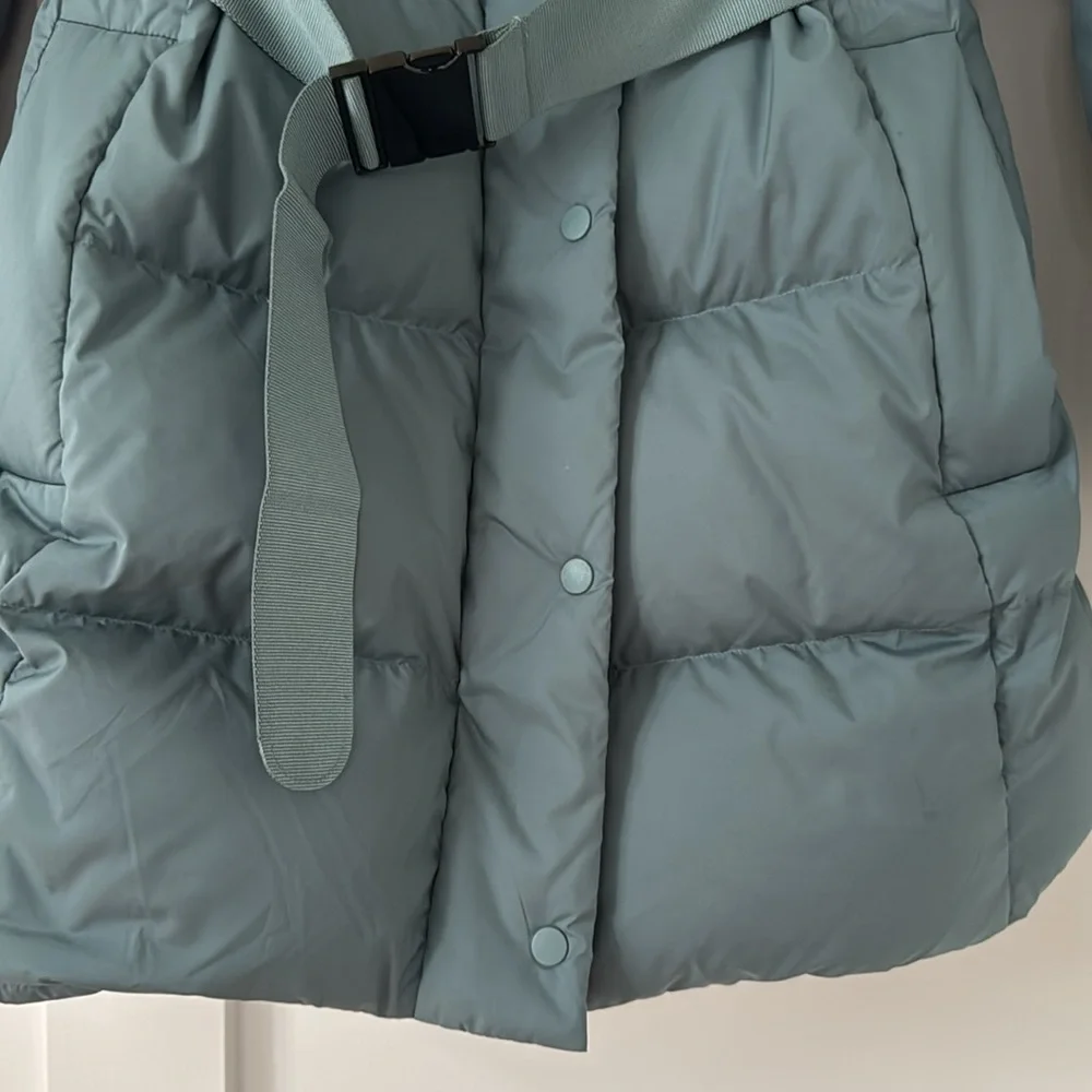 lululemon athletica Green Puffer Jacket - Picture 9 of 12